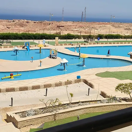 Appartement بورتو السخنة Vip اكوا بارك للعائلات الكاريبيان Aqwa Park à Ain Sukhna Extérieur photo